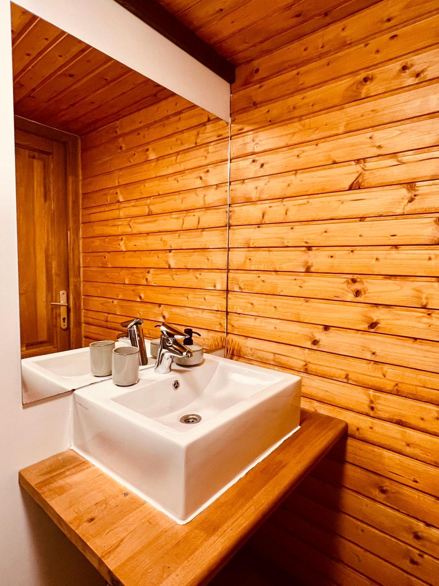 Nautica Bahna Hotel Orsova Room photo